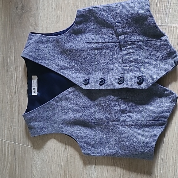 Set - Picture 2 of 7